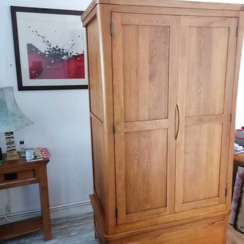 Oak wardrobe delivery - ,