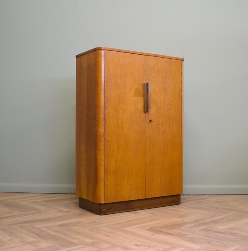 Oak art deco - art, compactum