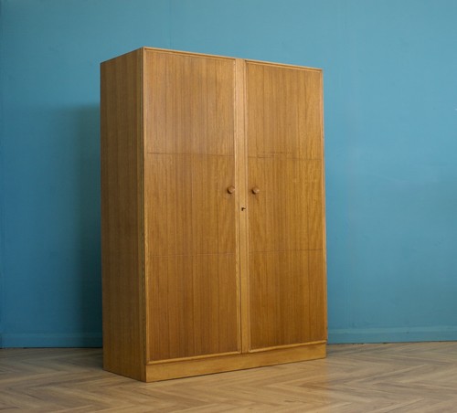 Mid century oak wardrobe - mid,
