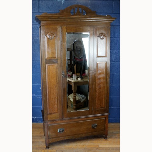 Victorian art nouveau - a,