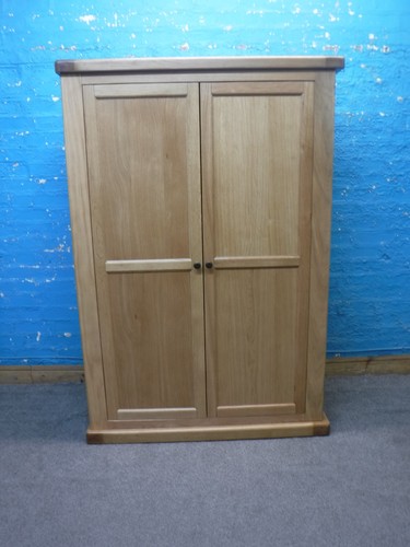 Solid oak wood - oak,