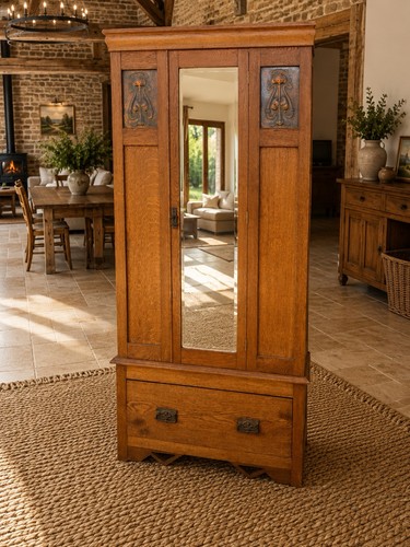 Antique solid oak arts - antique,
