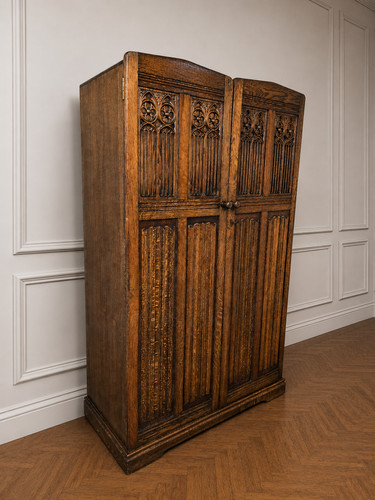 Antique gothic style oak - gothic,